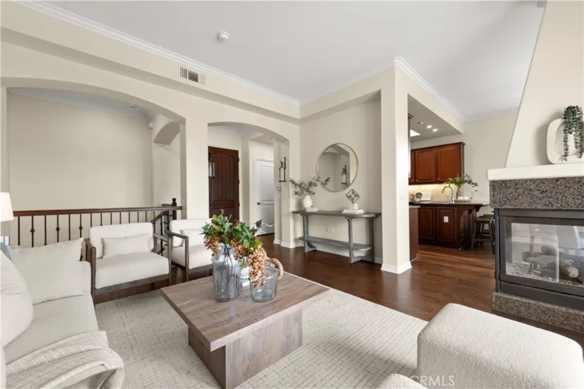 401 Bernard Street #409 photo 8