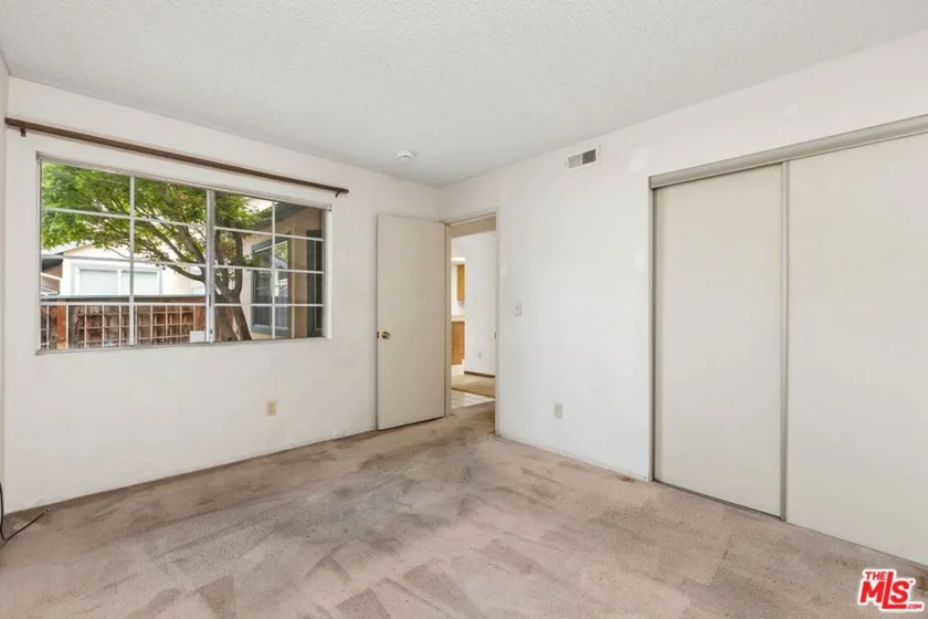 455 Bancroft photo 7