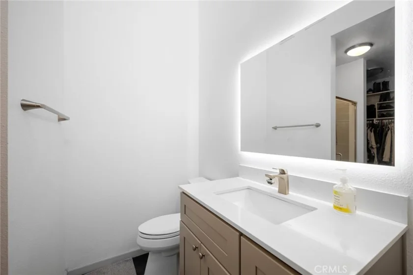 3827 W Avenue 41 photo 9