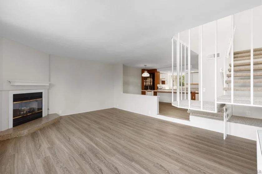 4070 Riviera Drive #5 photo 5