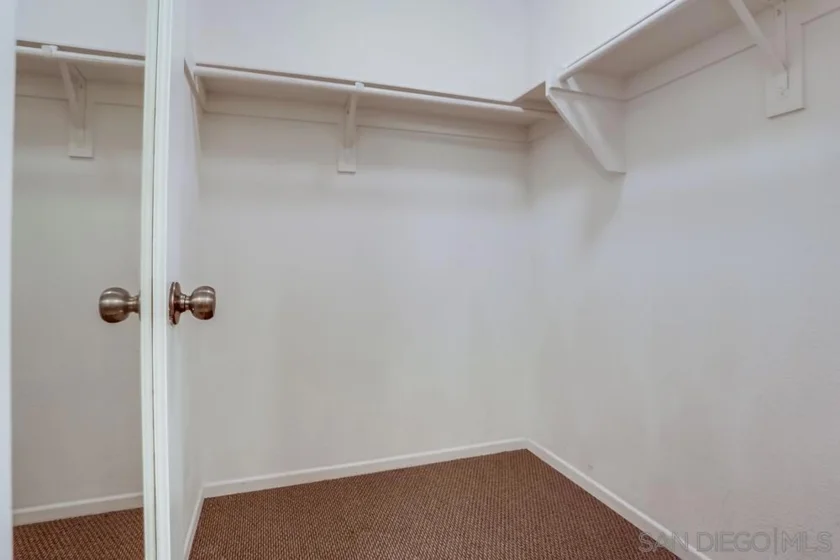 455 Almond Road photo 22