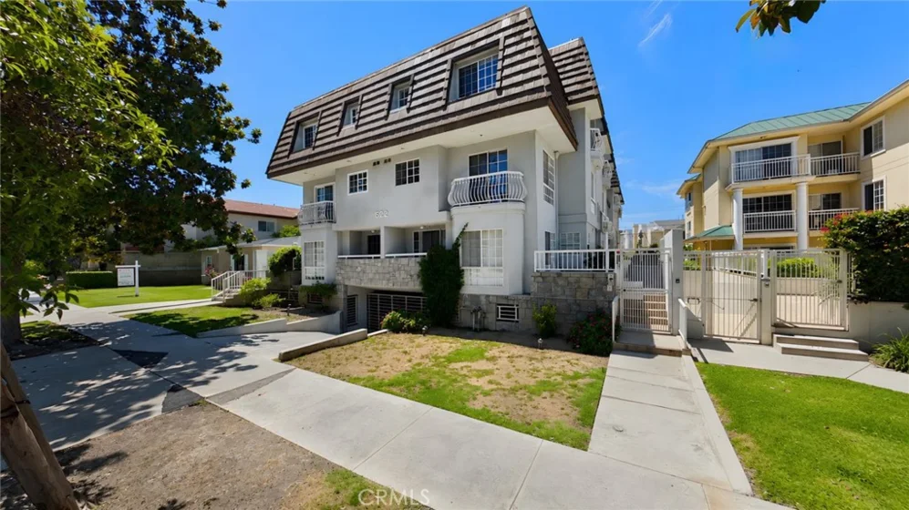 522 W Stocker #6 photo 39