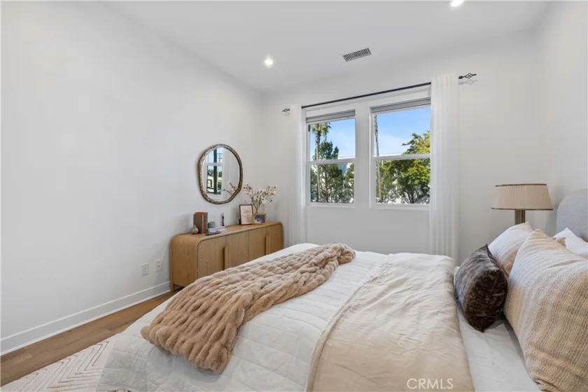 1502 S Urbana Street photo 12