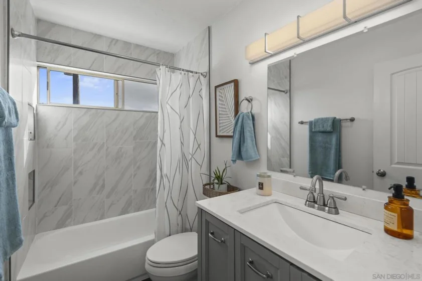 4477 Mentone Street ##211 photo 23