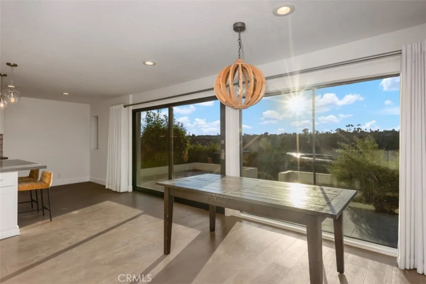 2021 Avenida Chico photo 11