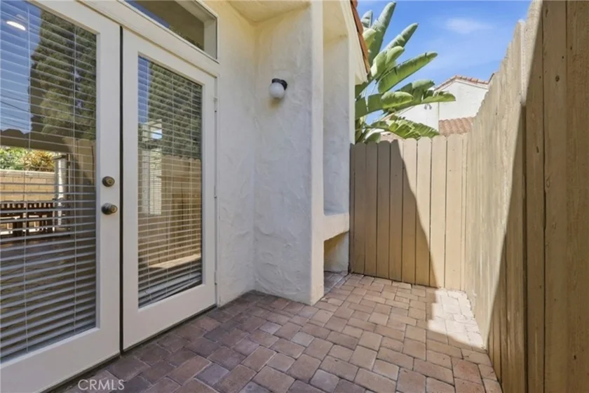 2575 Elden Avenue #3 photo 29