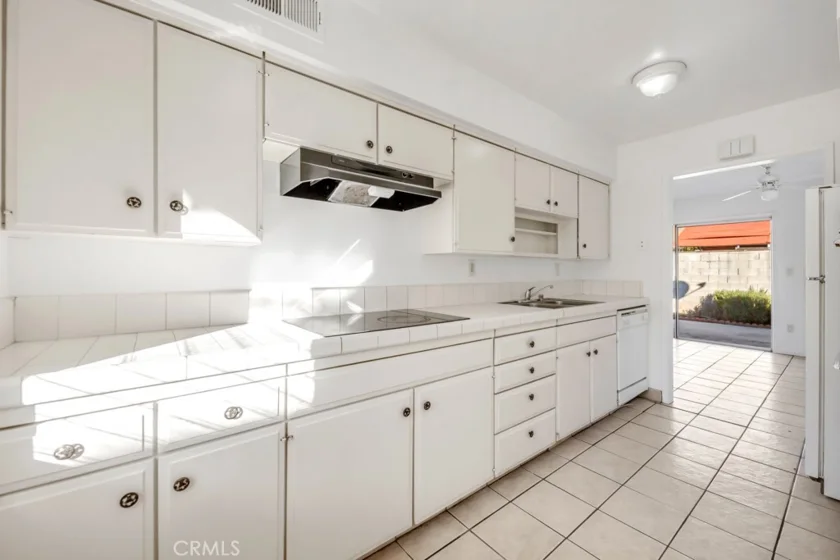 8100 Canby Avenue #4 photo 50