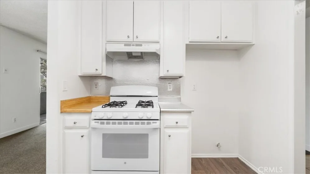 3649 Glendon Avenue #202 photo 31