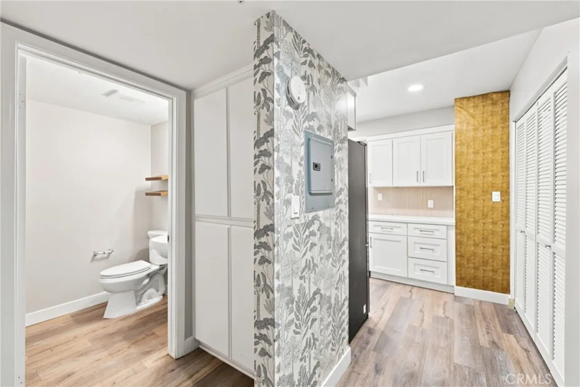 451 S Oakland Avenue #2 photo 17
