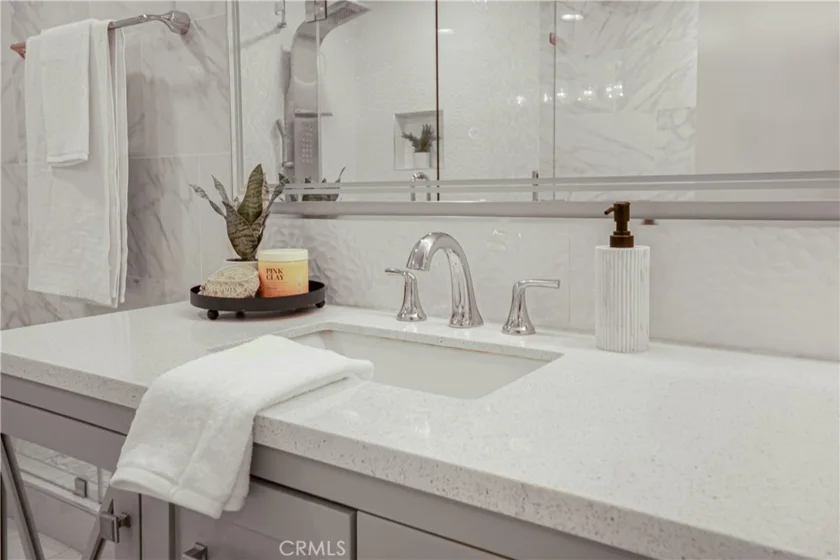 1054 Seco Street #106 photo 22