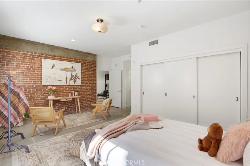 139 S Los Robles Avenue #102 photo 16