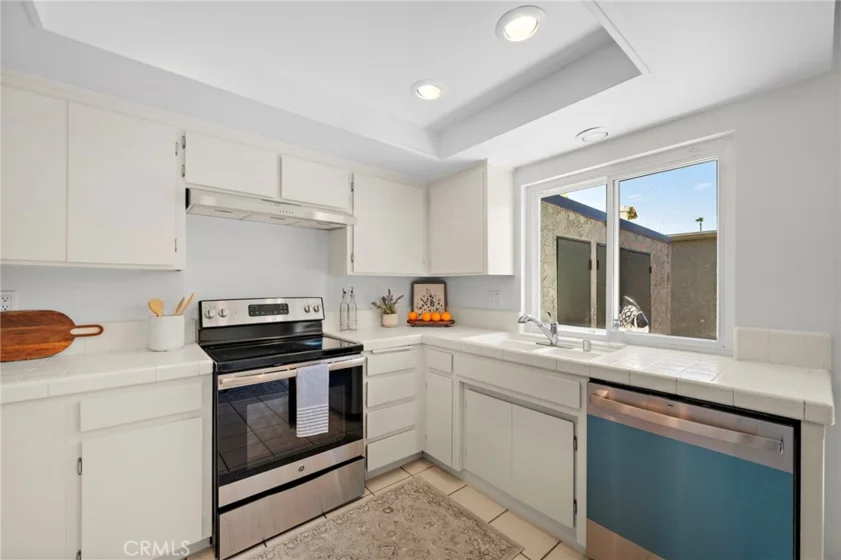 21096 Windchild photo 14