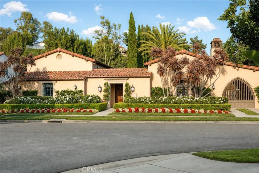 77 Canyoncrest photo 44