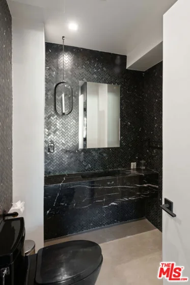 838 N Doheny Drive #1205 photo 11