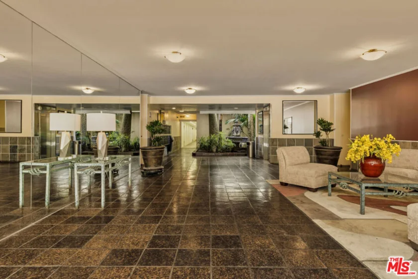 1230 N Sweetzer Avenue #204 photo 21