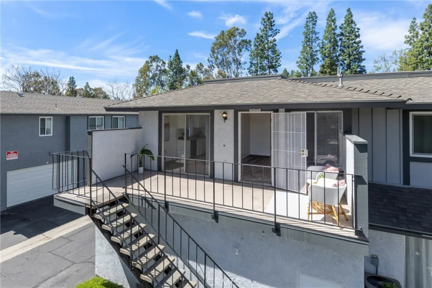 6560 Shady Gate Lane photo 1