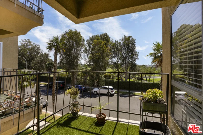5845 Doverwood Drive #213 photo 21