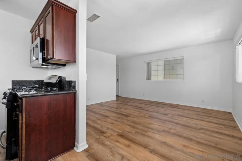 4524 Wilson Avenue #201 photo 5