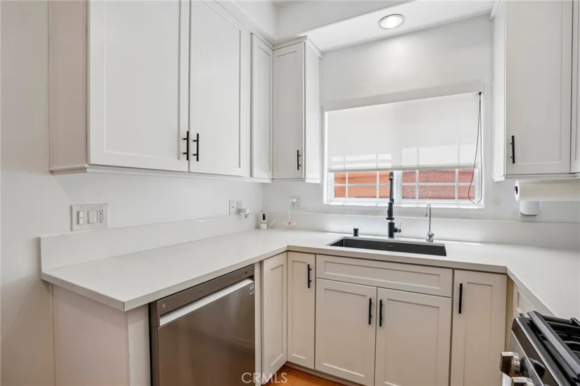 1536 Hi Point Street photo 7