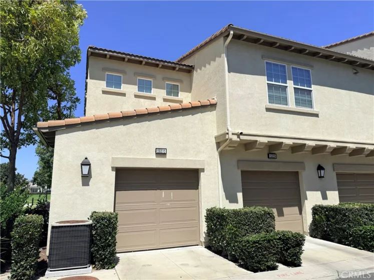 15231 Calverton photo 2