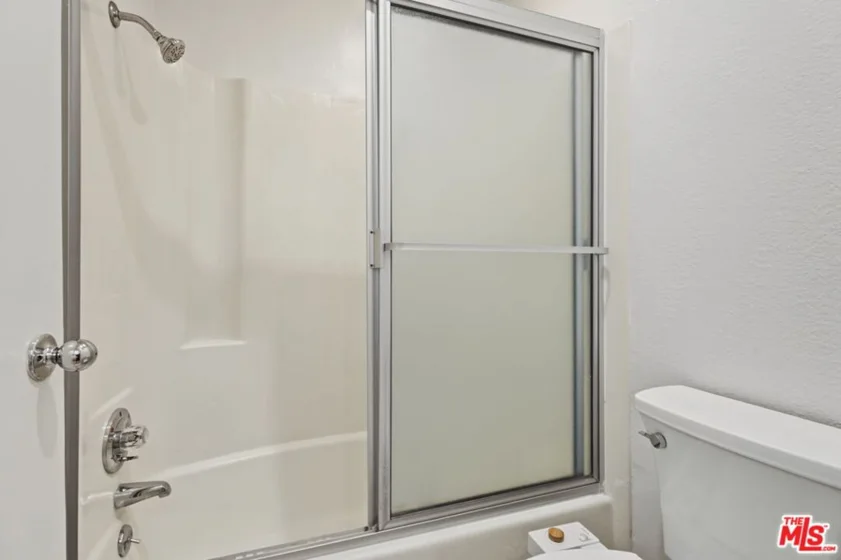 740 N Kings Road #314 photo 22