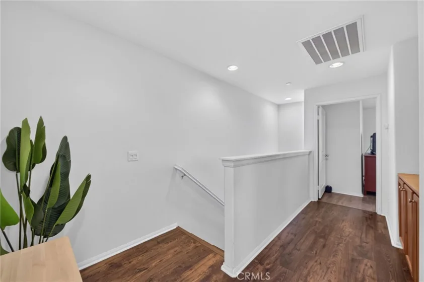 40935 Belleray Avenue photo 22