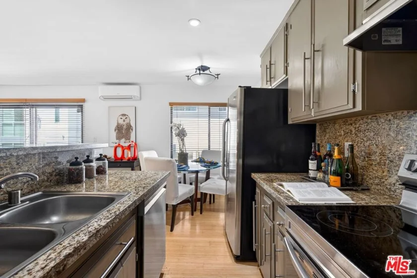 11959 Dorothy Street #4 photo 8