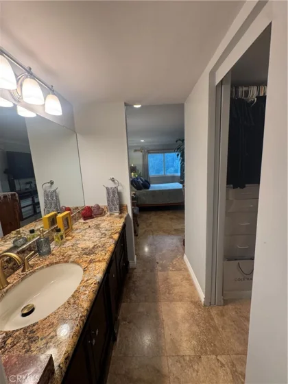2700 E Cahuenga Boulevard #4223 photo 27