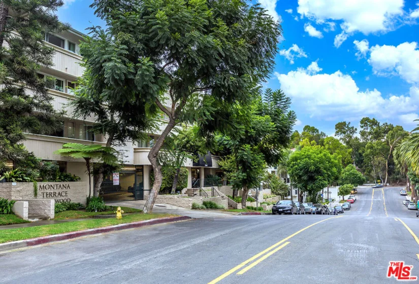 11645 Montana Avenue #320 photo 1