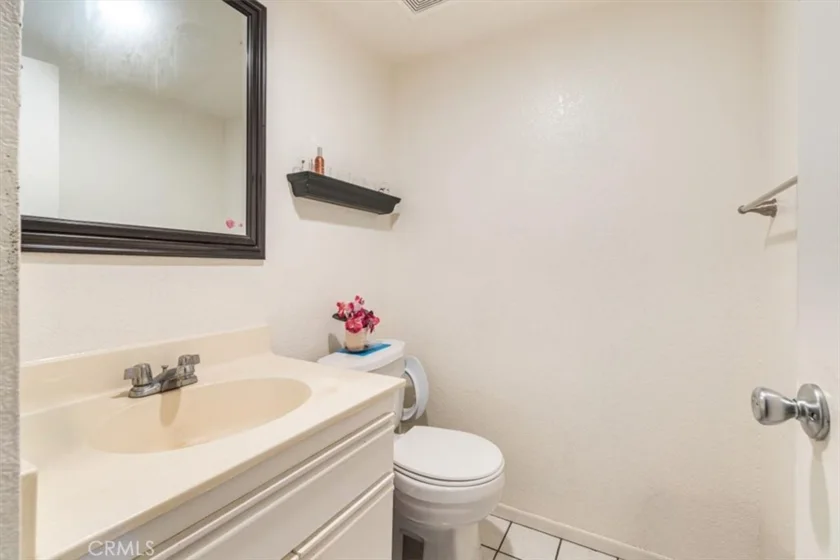 1731 E 68th #5 photo 66
