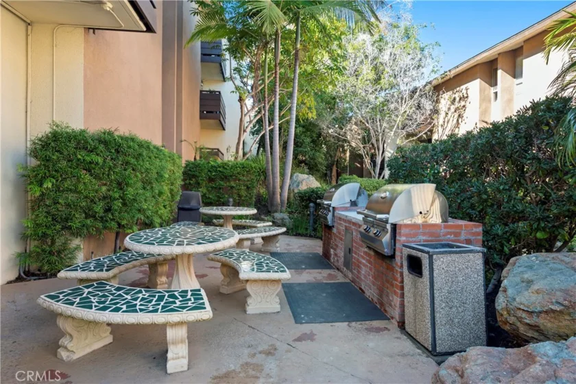 1625 S Hotel photo 29