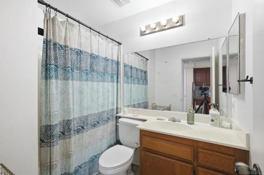 4475 Campus Avenue #4 photo 9