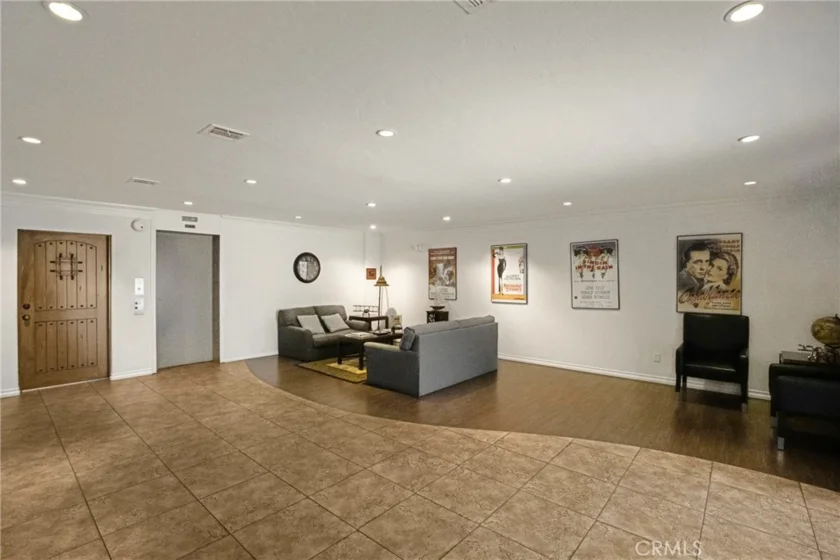 10926 Bluffside Drive #35 photo 29