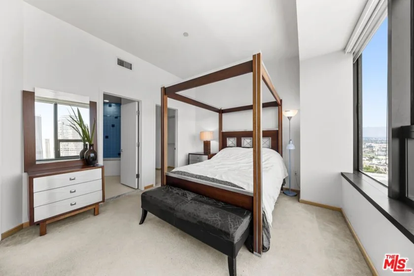1100 Wilshire Boulevard #3508 photo 18