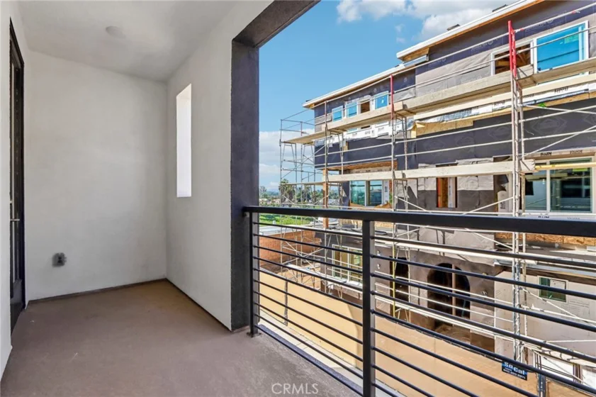 9563 Hannah Way photo 3