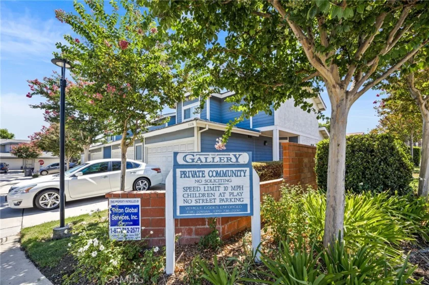 921 Boon Place #A photo 34