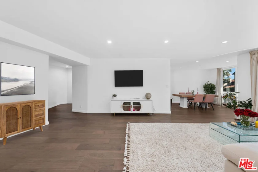 11970 Montana Avenue #207 photo 8