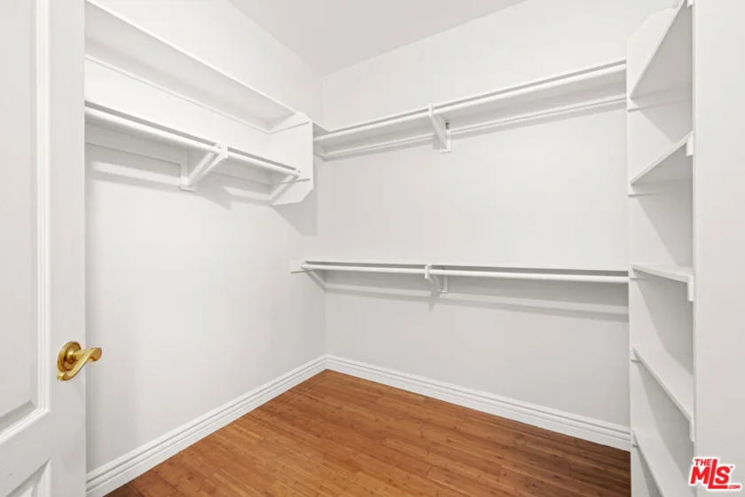 7218 Hillside Avenue #202 photo 9