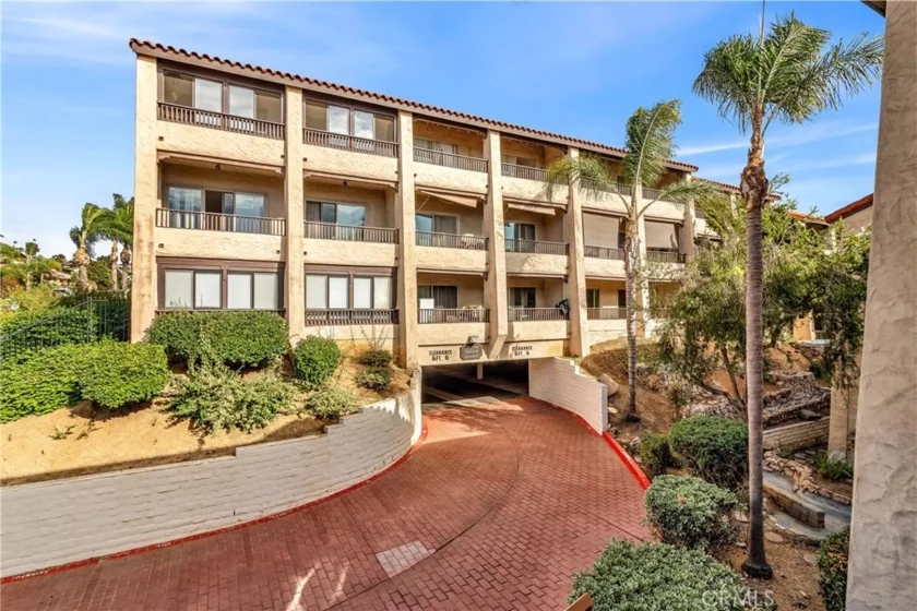 2514 Clairemont #107 photo 39