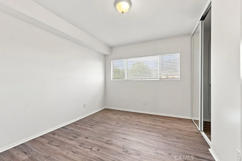 18350 Hatteras #211 photo 16