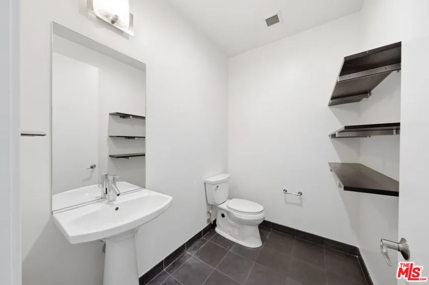 3223 W 6th Street #605 photo 20