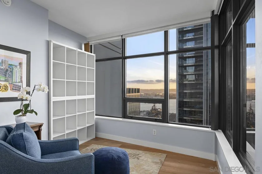 700 W E Street #2903 photo 32
