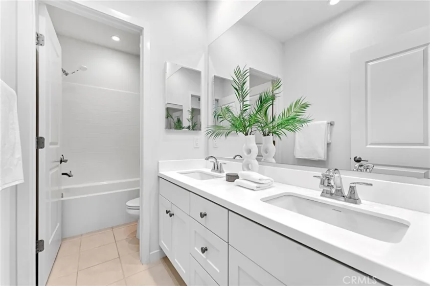 105 Elkhorn photo 19