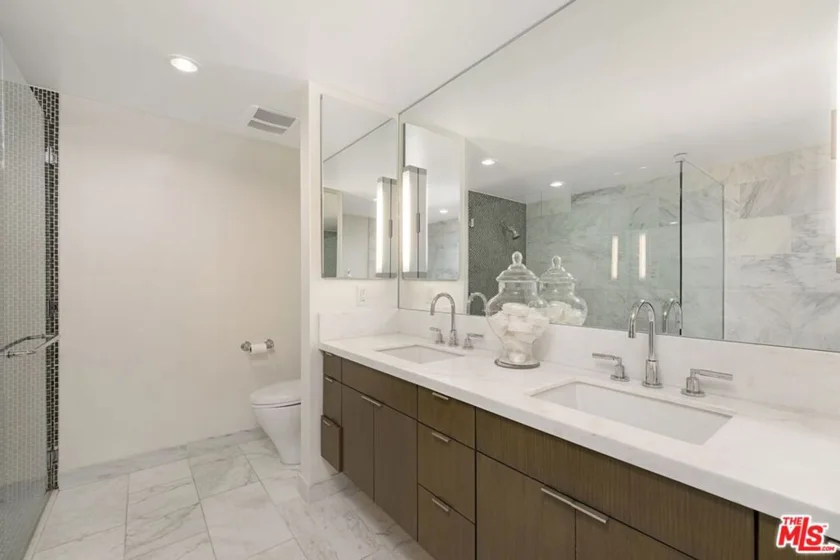 1705 Ocean Avenue ##107 photo 22