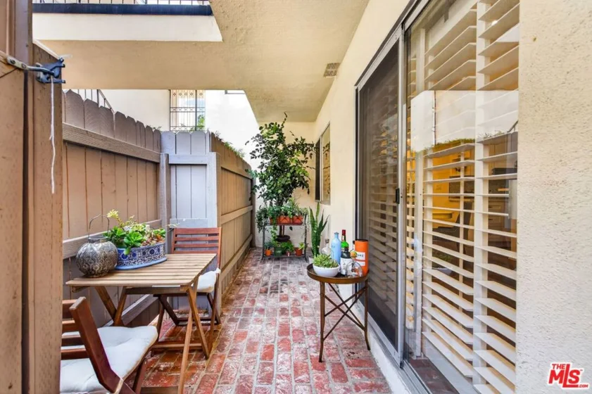 1522 S Centinela Avenue #101 photo 30