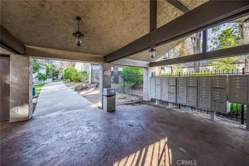 1350 N Escondido #46 photo 22
