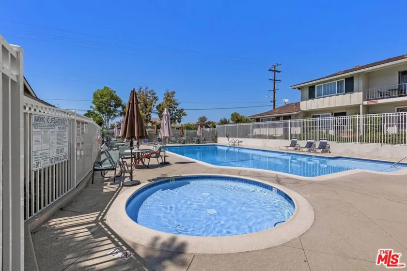 4528 Bates Drive photo 27