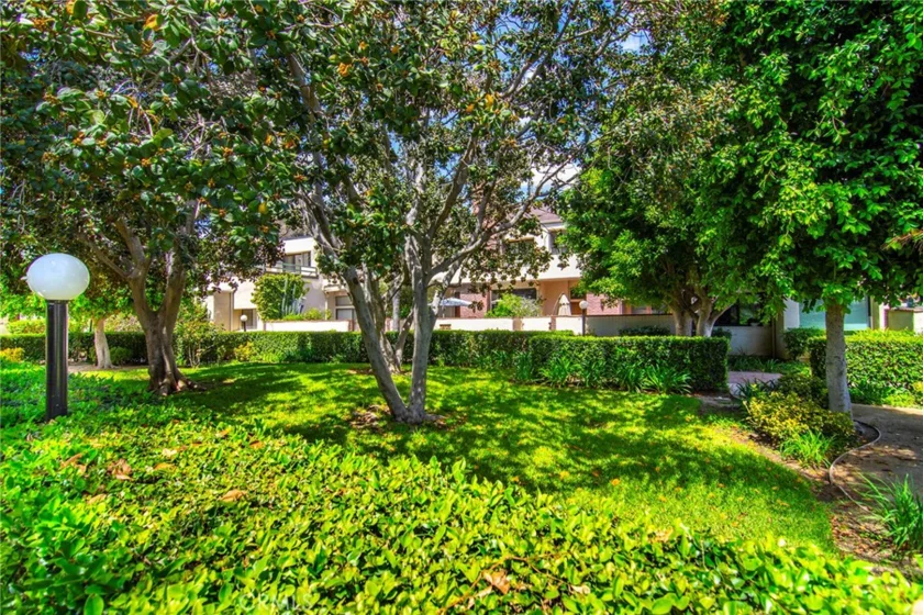 18739 Hatteras Street #55 photo 38