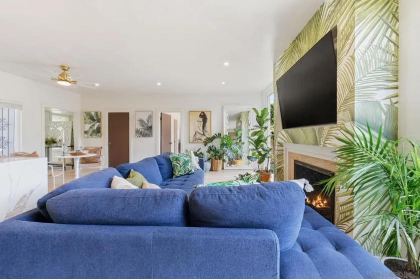 404 Bonair Street photo 8