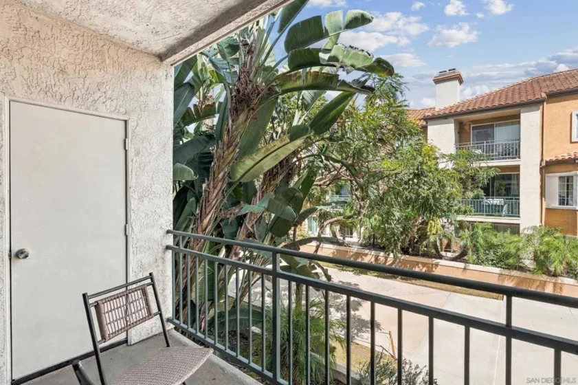 2150 Camino De La Reina #216 photo 13